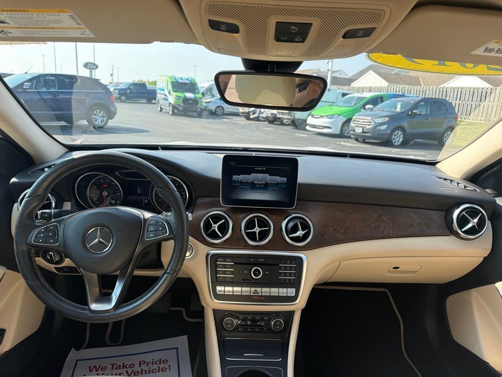 Used 2019 Mercedes-Benz GLA 250 4MATIC image 17