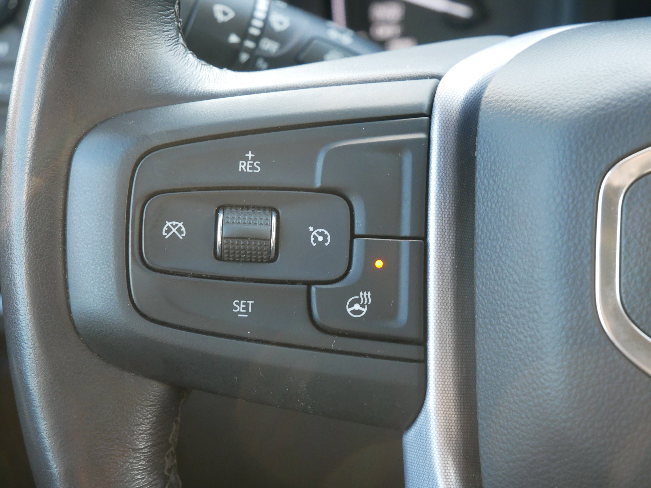 Used 2020 GMC Sierra 1500 Elevation w/ Elevation Value Package image 17