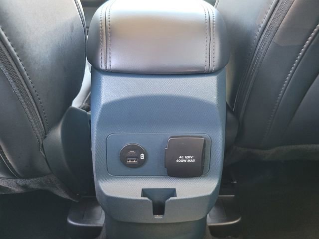 Certified 2024 Ford Maverick Lariat w/ Black Appearance Package image 15