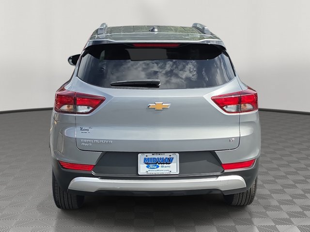 Used 2025 Chevrolet TrailBlazer LT AWD/4WD image 5
