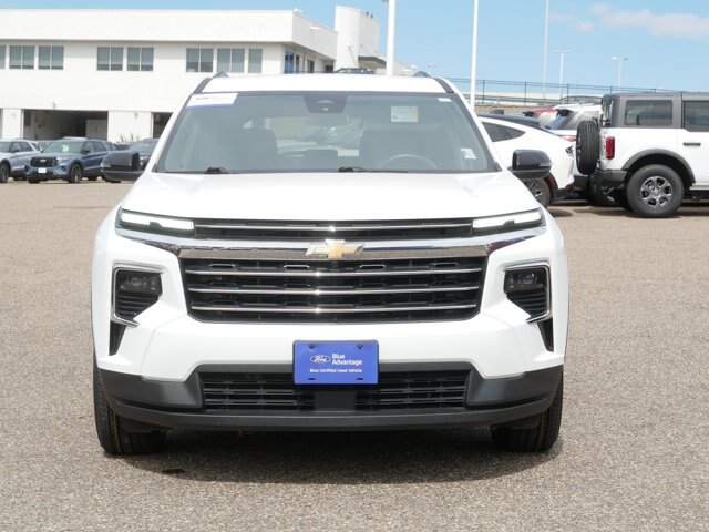 Used 2026 Chevrolet Traverse LT AWD/4WD image 9