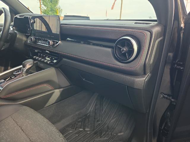 Used 2024 Chevrolet Colorado Z71 w/ Safety Package AWD/4WD image 17