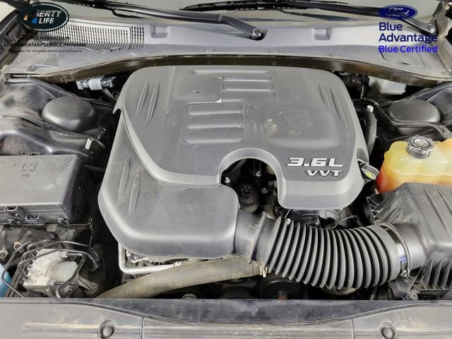 Used 2020 Dodge Charger SXT w/ Blacktop Package image 36