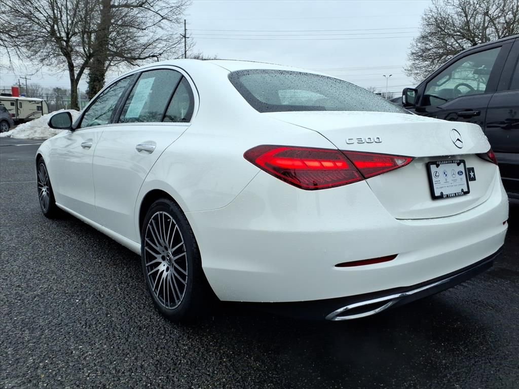 Used 2022 Mercedes-Benz C 300 4MATIC Sedan image 4