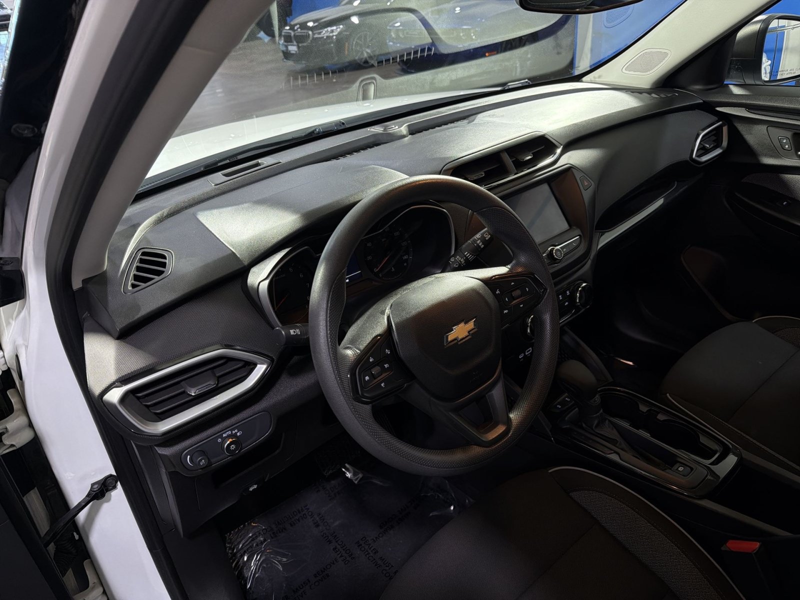 Used 2022 Chevrolet TrailBlazer LS FWD image 12