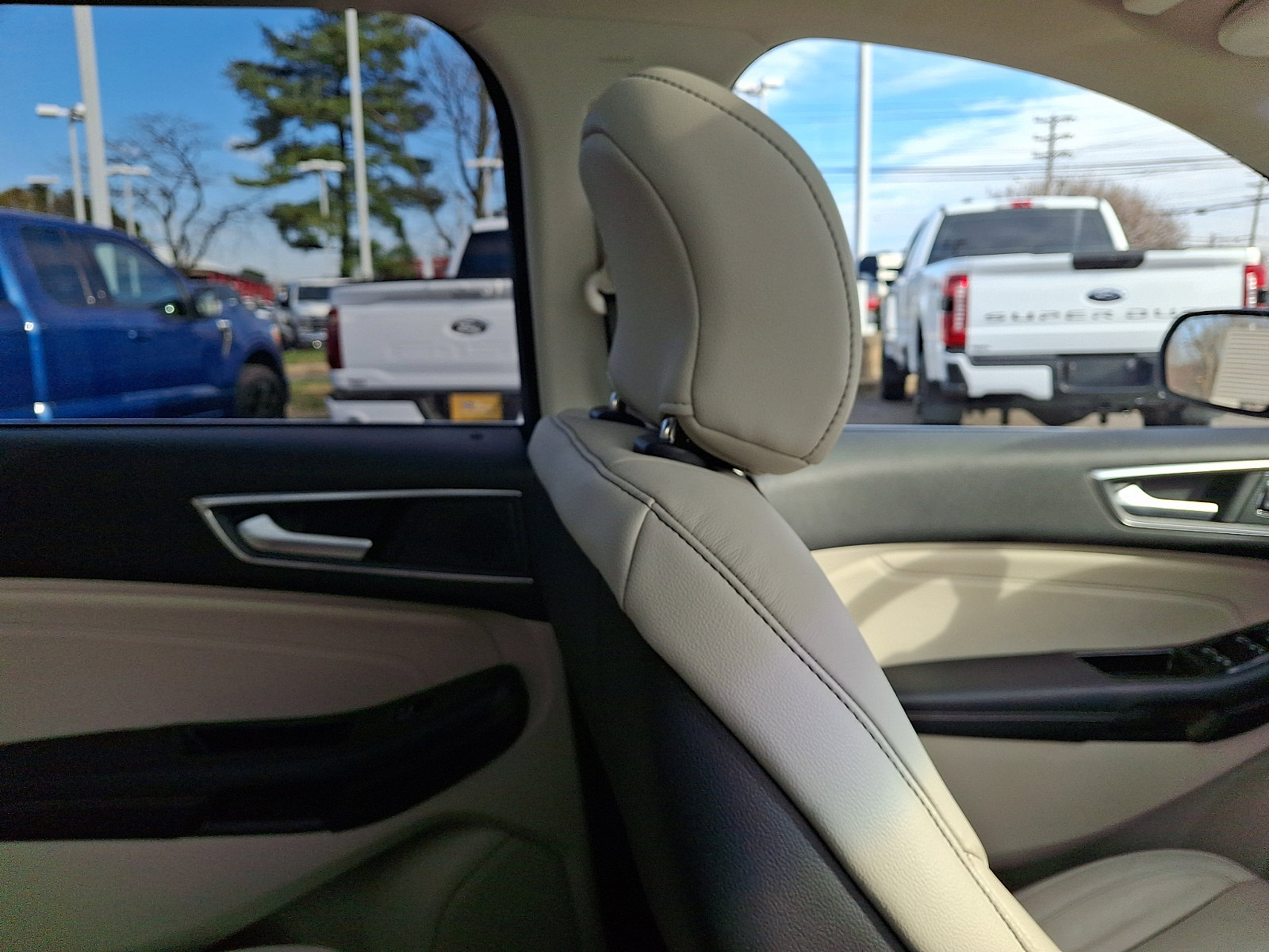 Certified 2019 Ford Edge Titanium w/ Cold Weather Package image 13