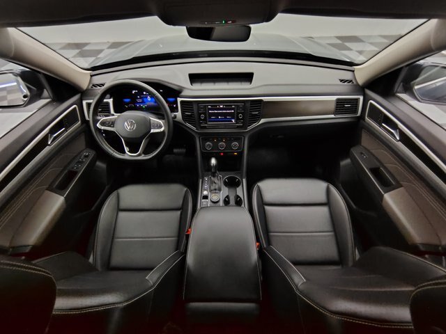 Used 2022 Volkswagen Atlas SE AWD/4WD image 2