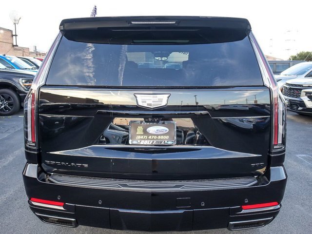 Used 2026 Cadillac Escalade Platinum Sport w/ LPO, ONYX Package AWD/4WD image 8