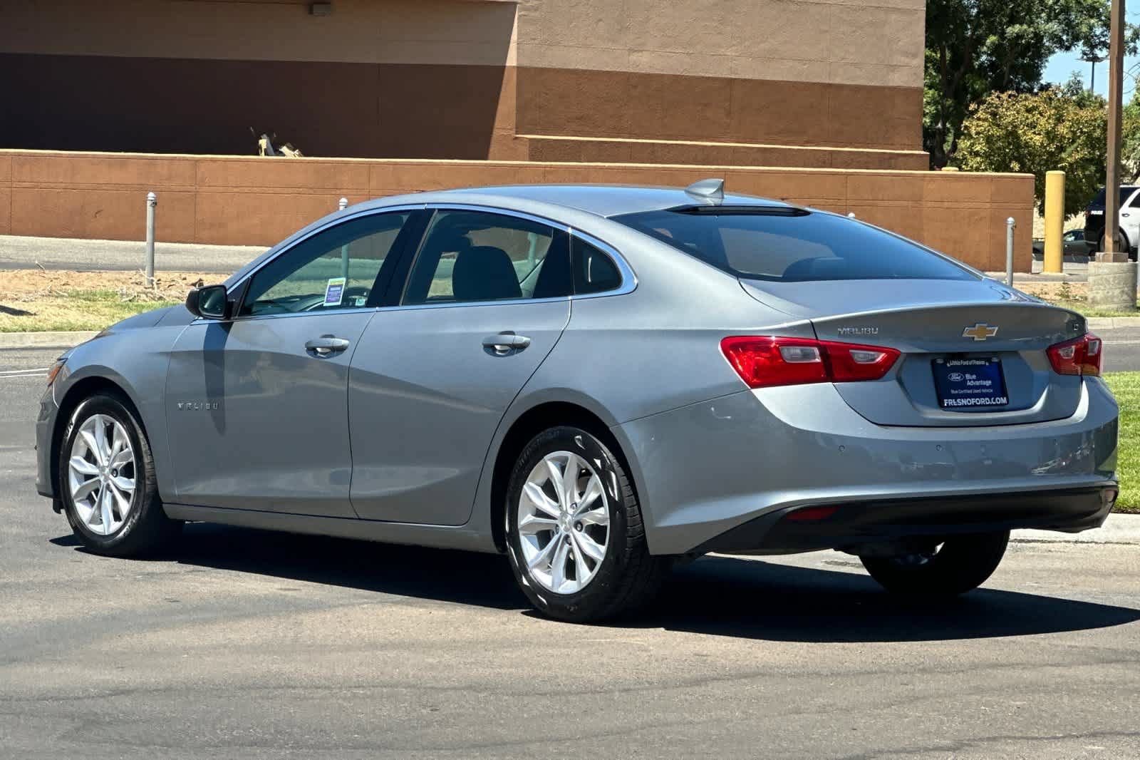 Used 2024 Chevrolet Malibu LT FWD image 7