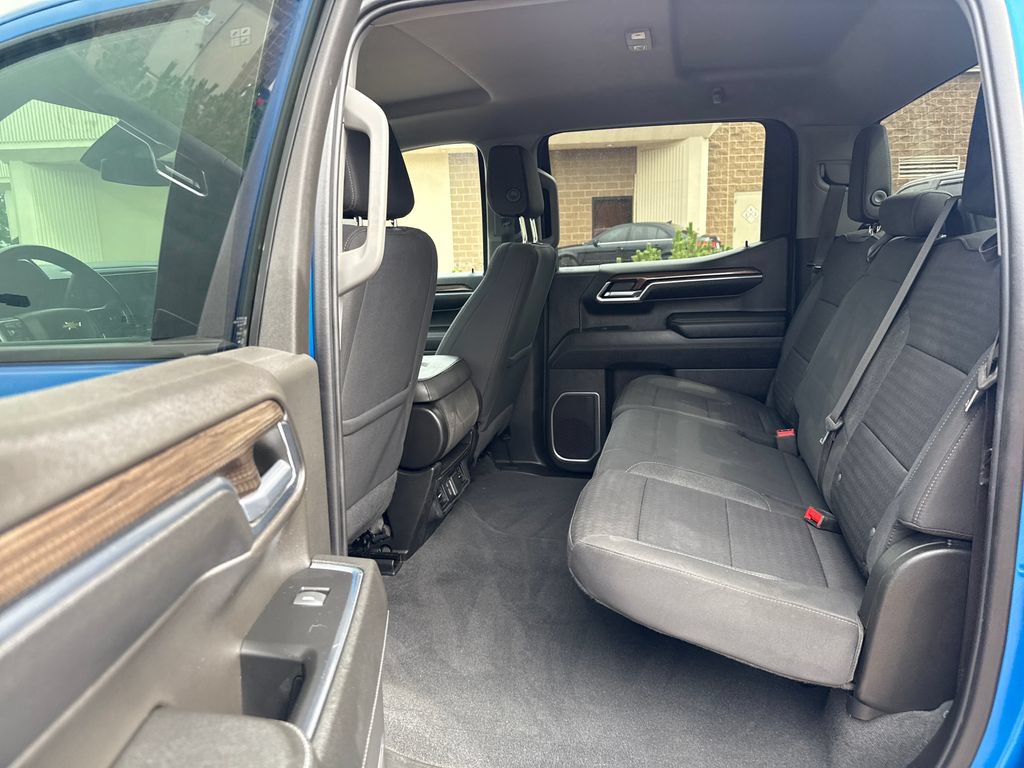 Used 2023 Chevrolet Silverado 1500 LT w/ Protection Package AWD/4WD image 19