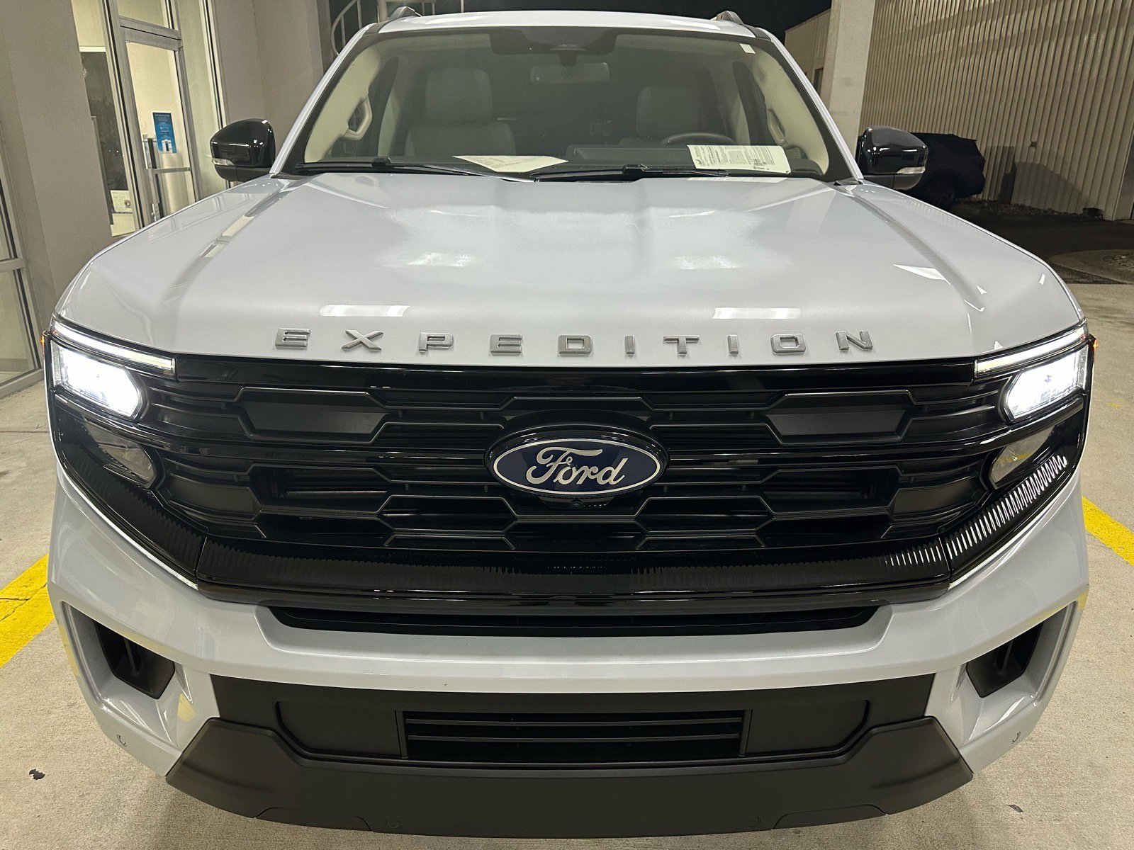 Certified 2025 Ford Expedition Active image 8