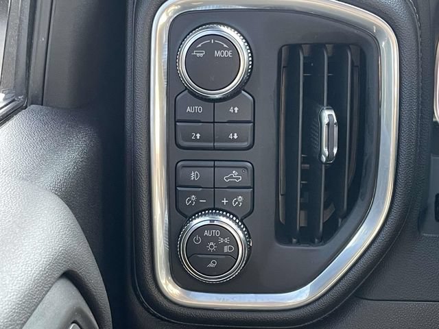 Used 2022 GMC Sierra 3500 Denali w/ Denali Ultimate Package AWD/4WD image 19