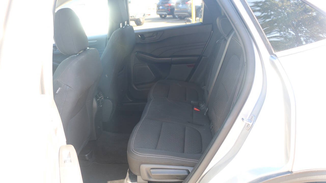 Certified 2024 Ford Escape Active AWD/4WD image 15