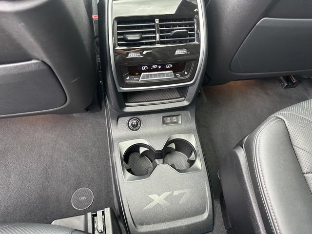 Used 2023 BMW X7 xDrive40i w/ M Sport Package AWD/4WD image 20