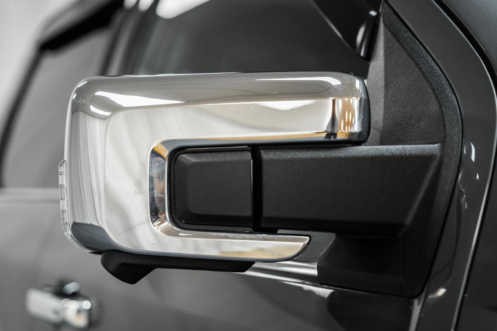 Certified 2022 Ford F150 Platinum w/ FX4 Off-Road Package image 14