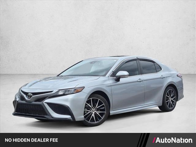 Used 2022 Toyota Camry SE w/ Audio Upgrade Package FWD image 1
