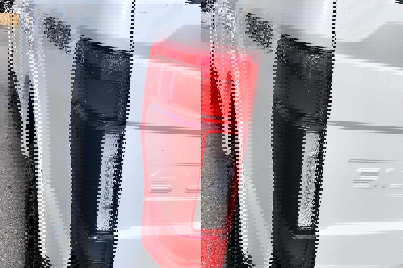 Certified 2022 Ford F250 Lariat w/ Tremor Off-Road Package image 29