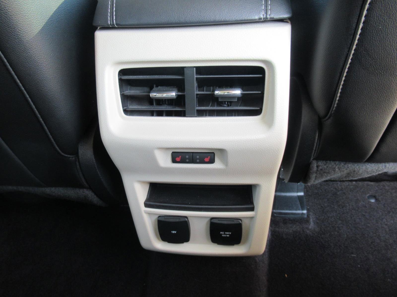 Certified 2017 Ford Edge Titanium w/ Equipment Group 301A image 15