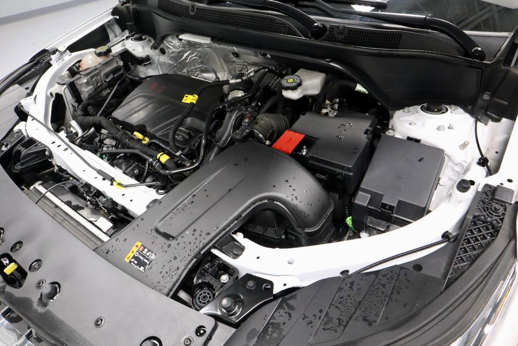 Used 2024 Chevrolet Trax LT image 17