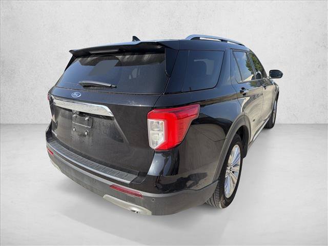 Certified 2023 Ford Explorer Limited w/ Limited Technology Package RWD image 5