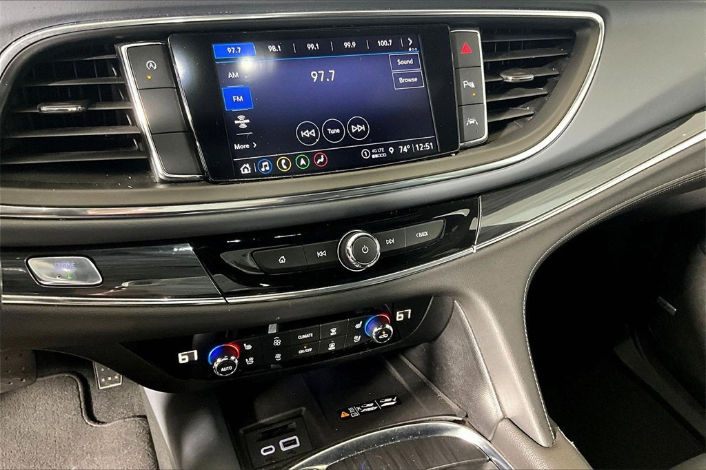 Used 2024 Buick Enclave Premium image 25