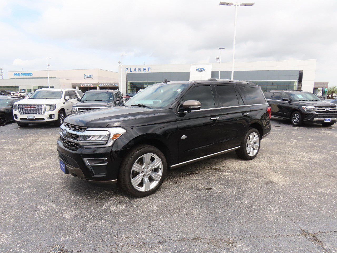 Certified 2024 Ford Expedition King Ranch AWD/4WD image 2