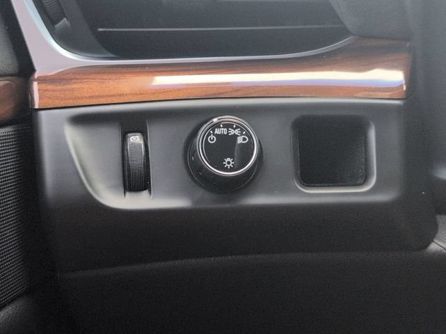 Used 2020 Cadillac Escalade 2WD image 25