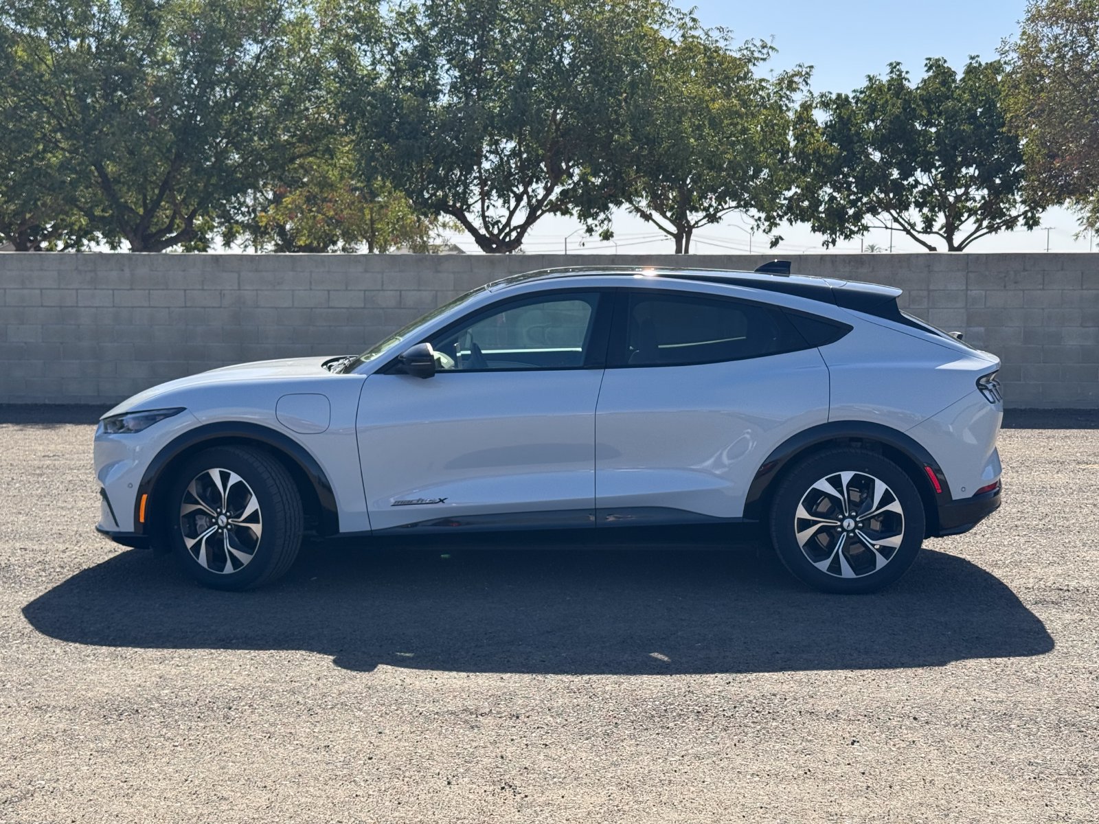 Certified 2023 Ford Mustang Mach-E Premium AWD/4WD image 10