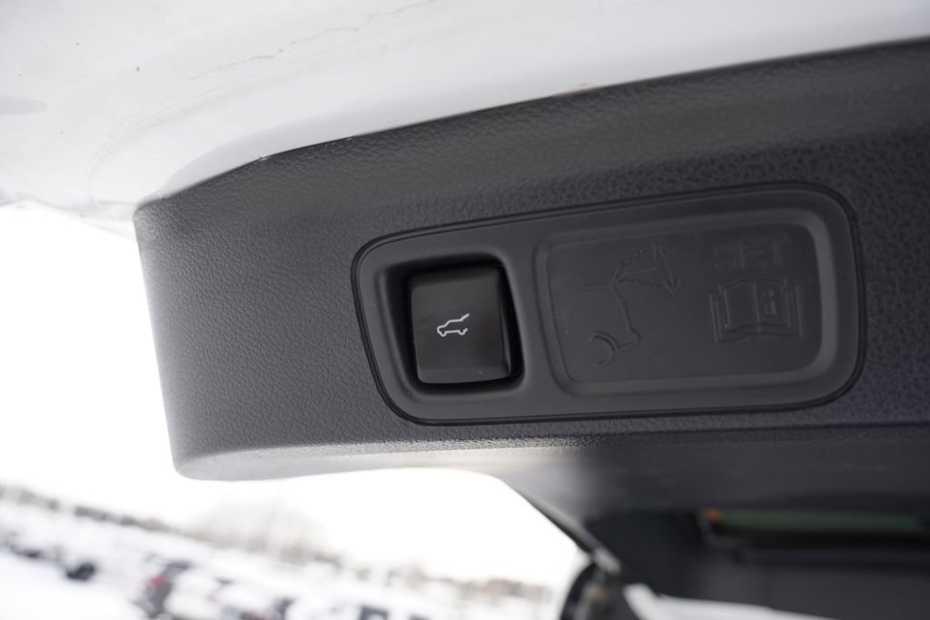 Certified 2024 Ford Expedition Max XLT image 24