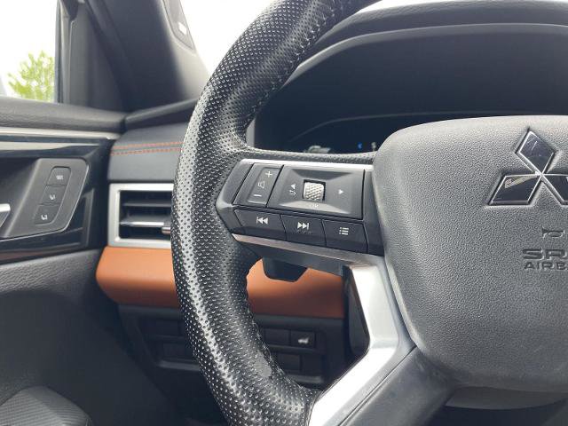 Used 2022 Mitsubishi Outlander SEL AWD/4WD image 13