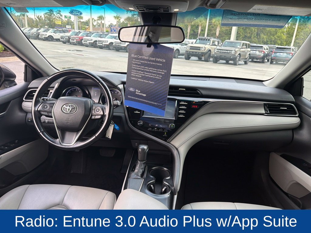 Used 2019 Toyota Camry SE w/ Carpet Mat Package FWD image 18