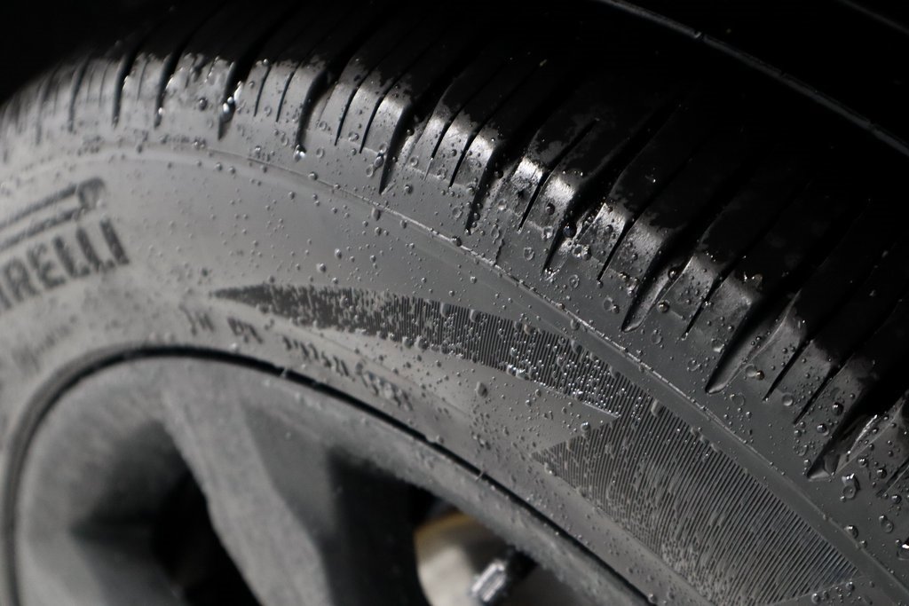 Certified 2022 Ford Explorer ST w/ ST Street Pack image 21