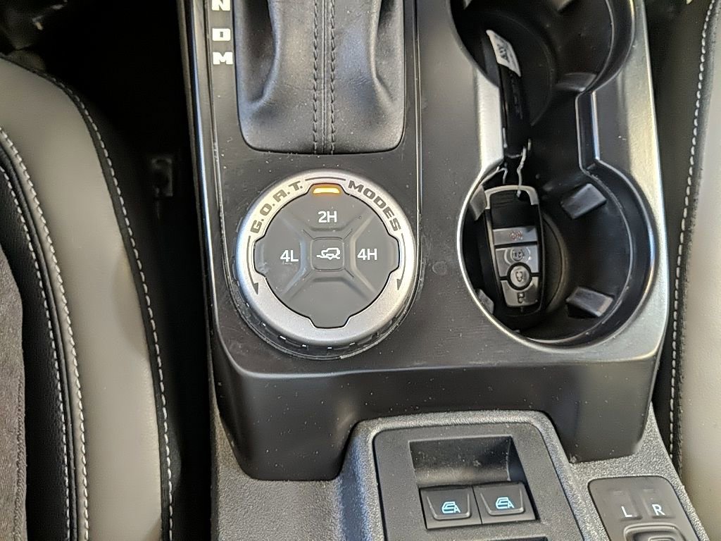 Certified 2025 Ford Bronco Outer Banks AWD/4WD image 22