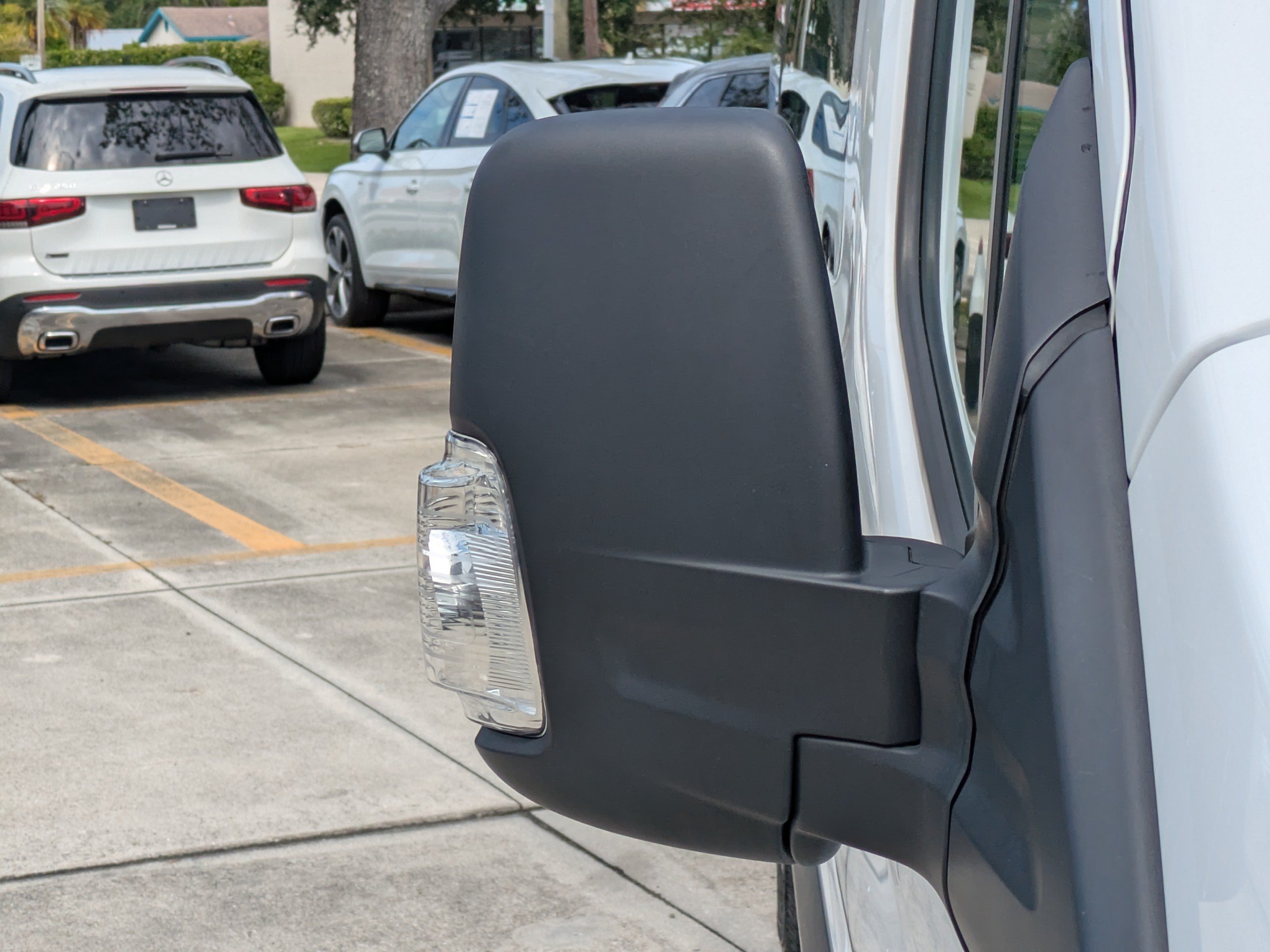 Certified 2025 Ford Transit 350 XLT RWD image 10
