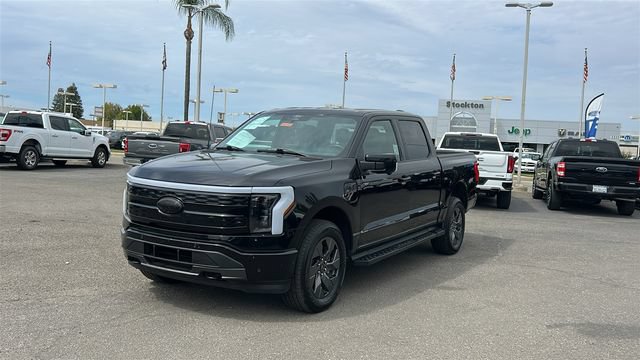 Certified 2022 Ford F150 Lightning Lariat w/ Max Trailer Tow Package AWD/4WD image 8