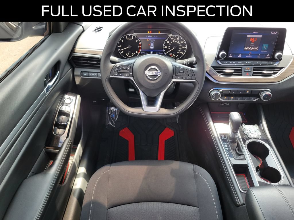 Used 2023 Nissan Altima 2.5 SV FWD image 9