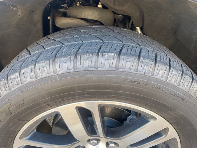 Certified 2024 Ford Expedition XLT RWD image 4