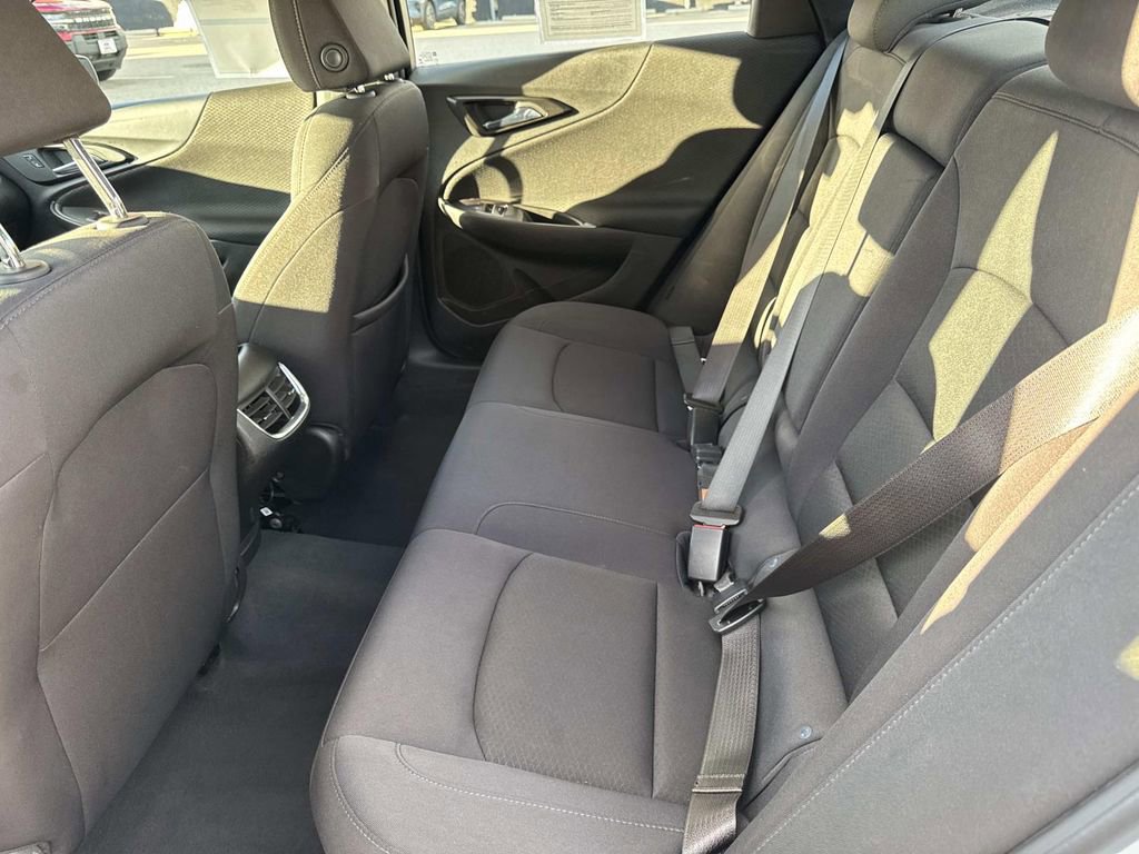 Used 2023 Chevrolet Malibu LT image 13