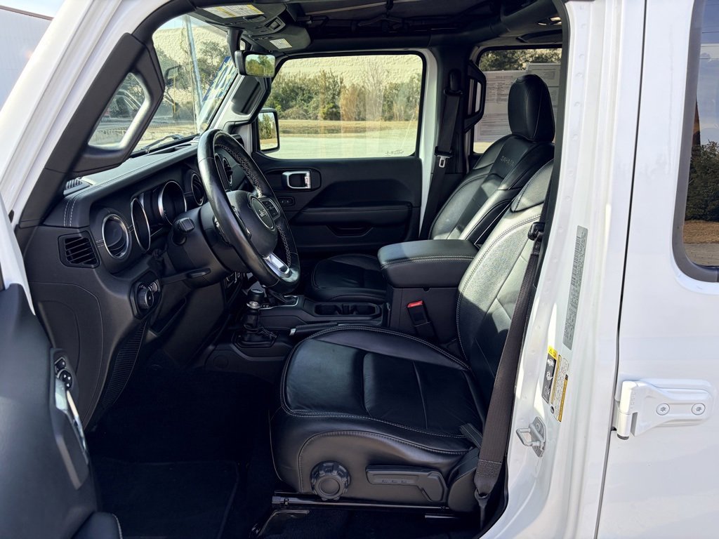 Used 2020 Jeep Wrangler Unlimited Sahara image 19