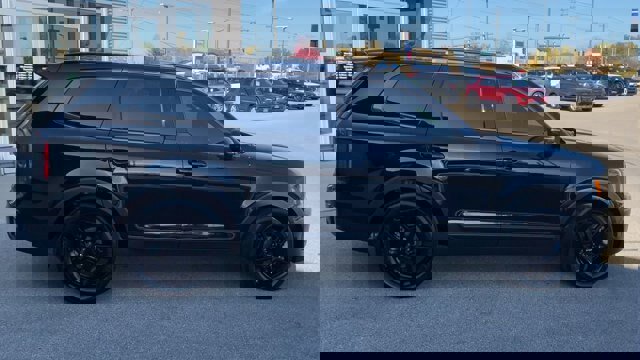 Used 2024 Kia Telluride SX Prestige X-Line image 2