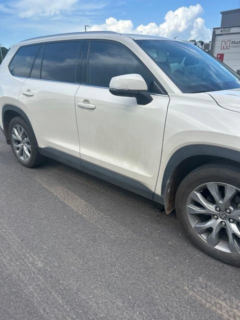 Used 2024 Toyota Grand Highlander FWD image 3