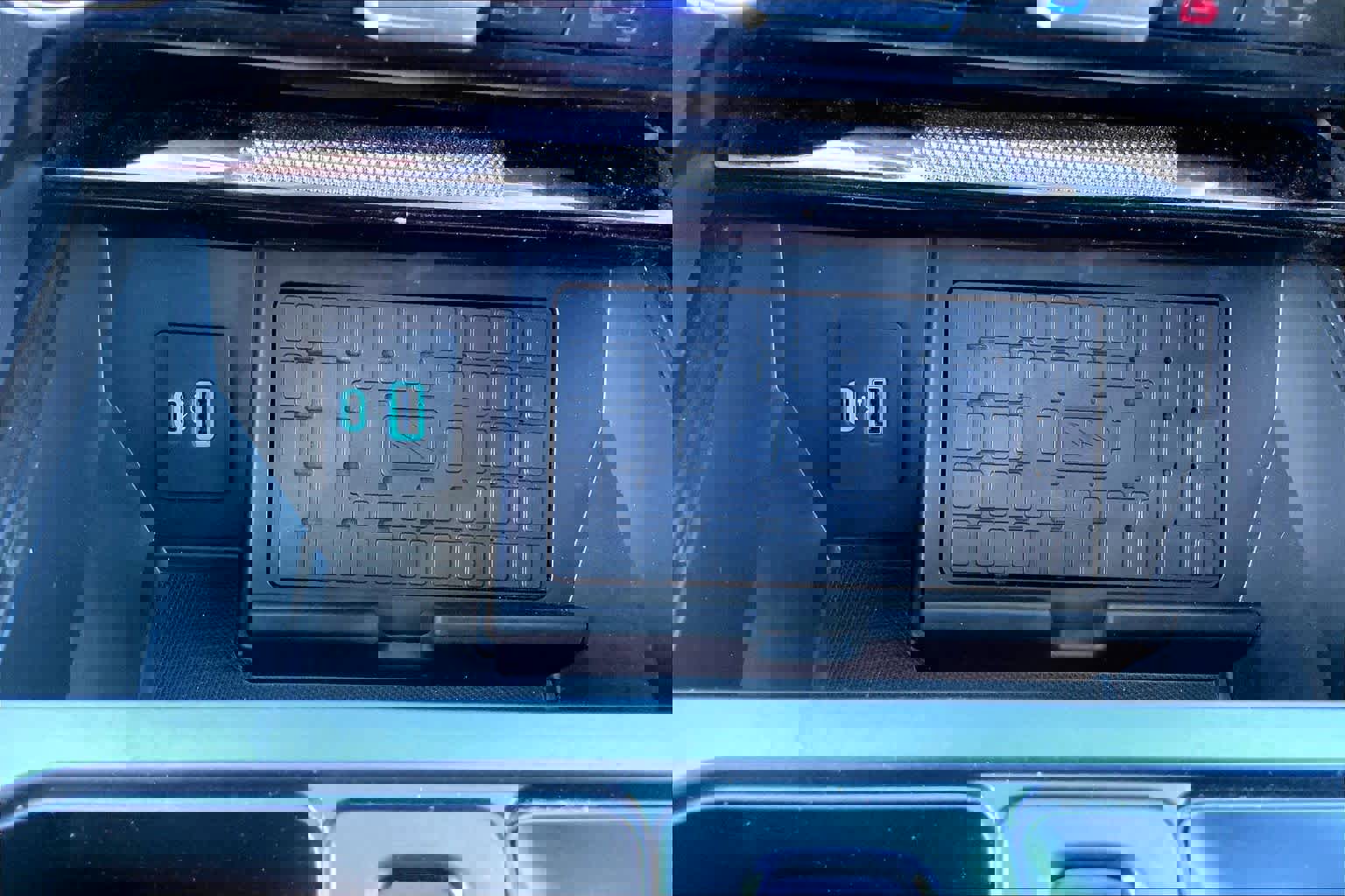 Certified 2023 Ford F150 Raptor w/ Equipment Group 802A Raptor R image 34