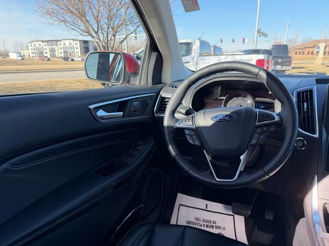 Certified 2022 Ford Edge Titanium image 18