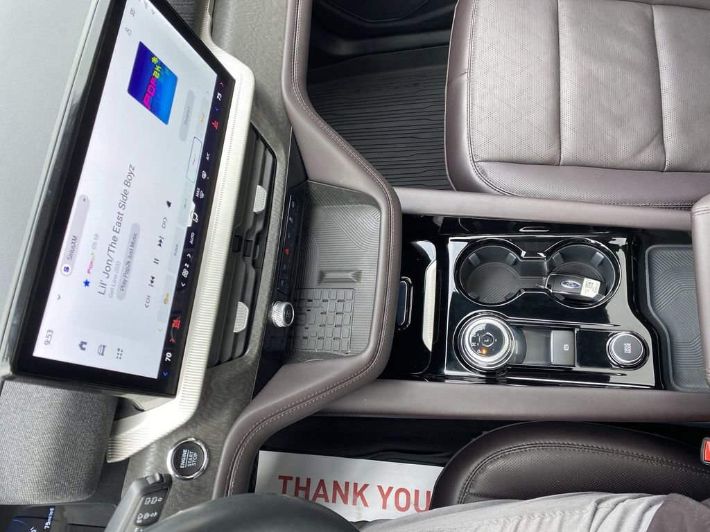 Certified 2025 Ford Explorer Platinum image 27