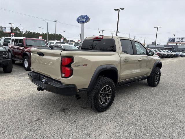 Used 2024 Chevrolet Colorado ZR2 w/ Technology Package image 9