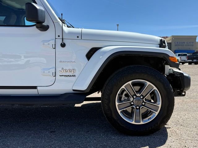 Used 2020 Jeep Wrangler Unlimited Sahara AWD/4WD image 11