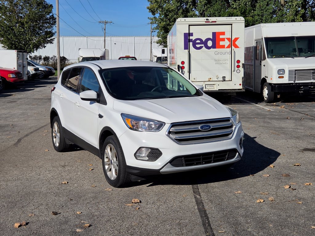 Certified 2019 Ford Escape SE AWD/4WD image 1