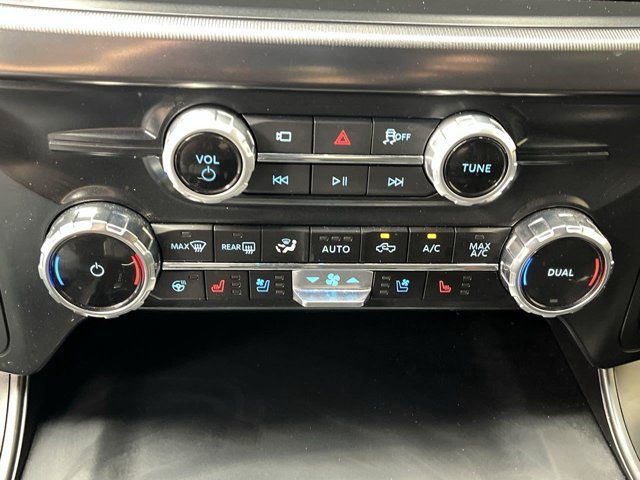 Certified 2025 Ford F150 Lariat AWD/4WD image 25