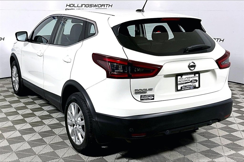 Used 2021 Nissan Rogue Sport S image 8