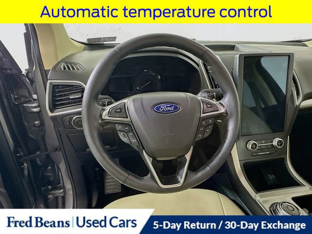 Certified 2024 Ford Edge SEL w/ Class II Trailer Tow Package AWD/4WD image 16